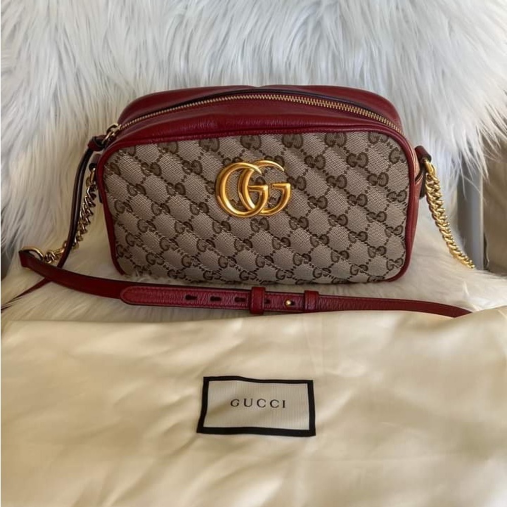 GG marmont small shoulder bag in logo canvas wt red eather trim. 🔴SOLD🔴